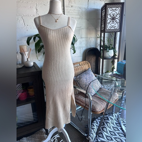 Lulus Dresses & Skirts - Bundle of 3 Knit Midi dresses